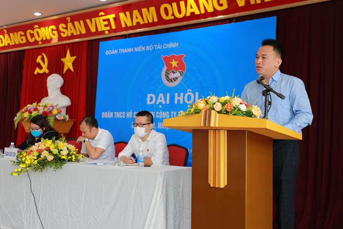 Bí thư Đoàn thanh niên Bộ Tài chính Nguyễn Văn Cơ phát biểu tại Đại hội